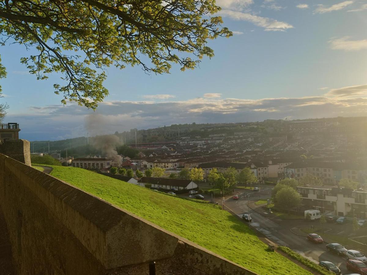 Helens House Derry City Centre Remarkable 3-Bed Exterior foto